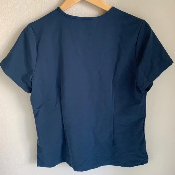 Figs Catarina One-Pocket Scrub Top™ Limited Edition Color - Picture 4 of 4